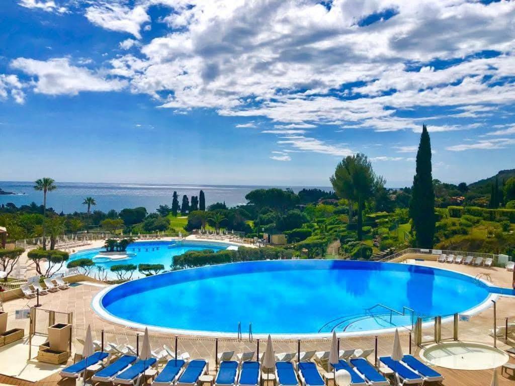 Vacances En Paradis Saint-Raphael  Luaran gambar