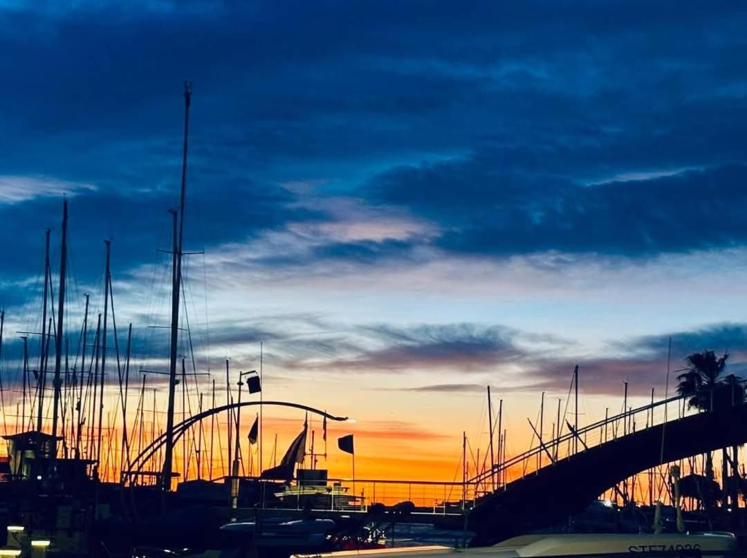 Vacances En Paradis Saint-Raphael  Luaran gambar